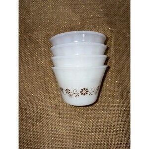 1970s Milk Glass Custard Cups Ramekins By Dynaware  Set of 4 Daisy Termeroeisa
